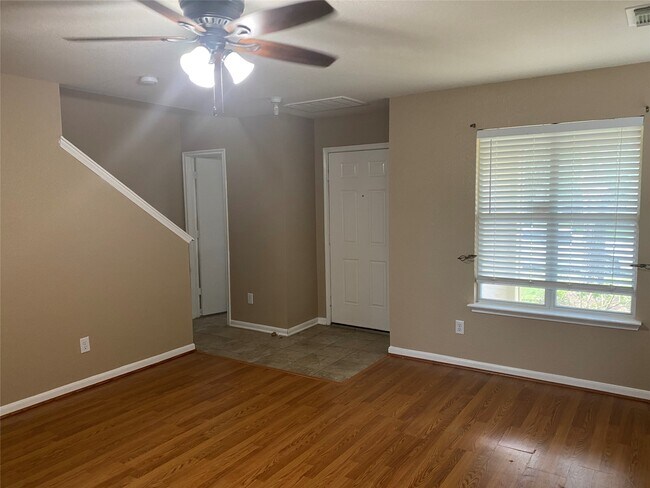 Foto del edificio - 2630 Skyview Shadows Ct