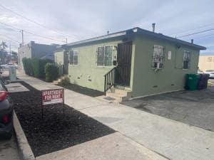 Building Photo - 1313 Termino Ave