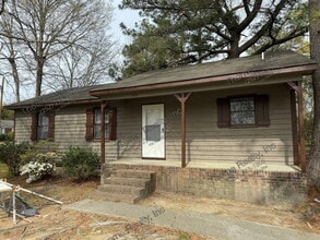 Building Photo - 809 Lloyd St
