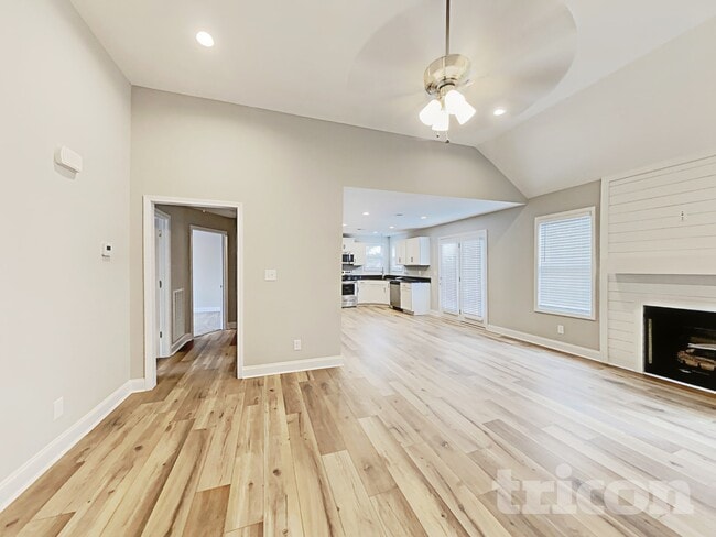 Building Photo - 1063 Spicer Dr