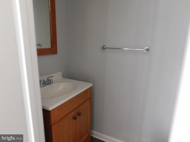 Foto del edificio - 13315 Aiken Pl