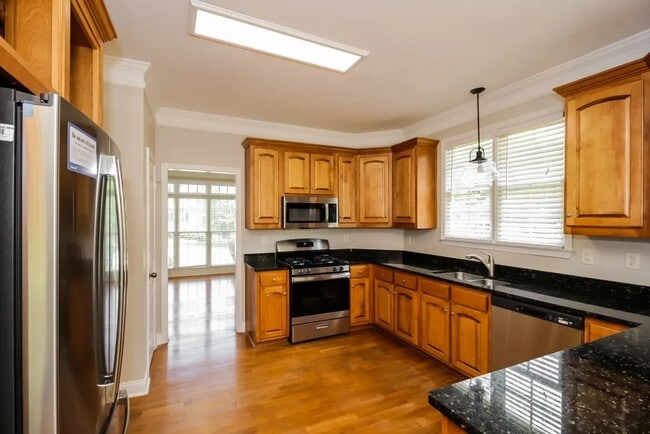 Building Photo - 111 Sweet Branch Ct