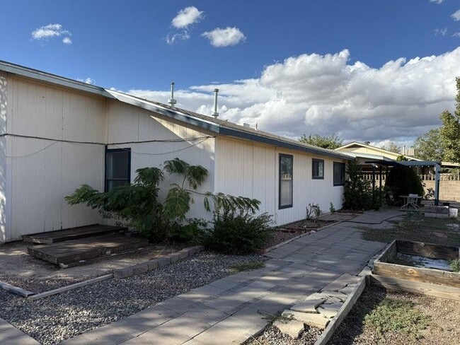 Foto del edificio - 290 Asbury Rd NE