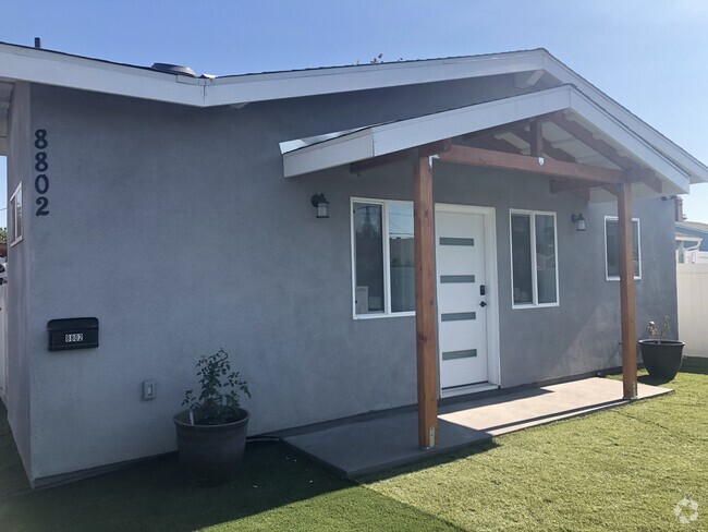 Building Photo - 8802 Kittyhawk Ave