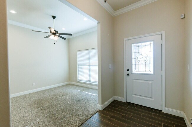 Building Photo - 9308 Trenton Ave