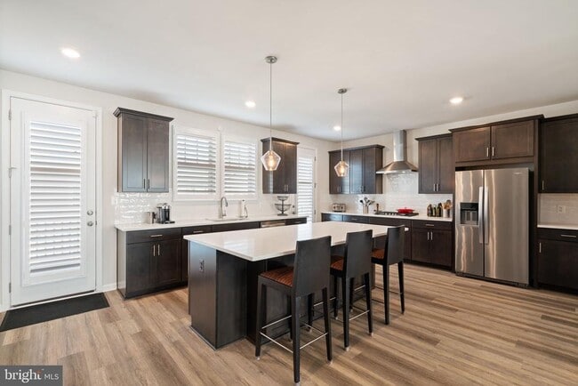 Building Photo - 9520 Barnes Lp
