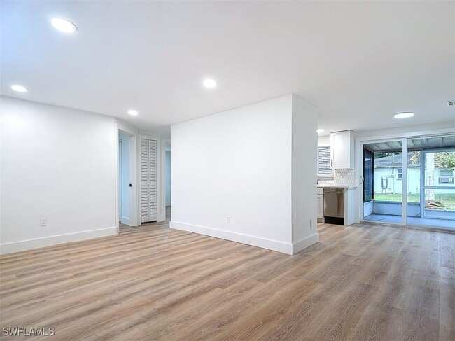 Building Photo - 150 W Mariana Ave