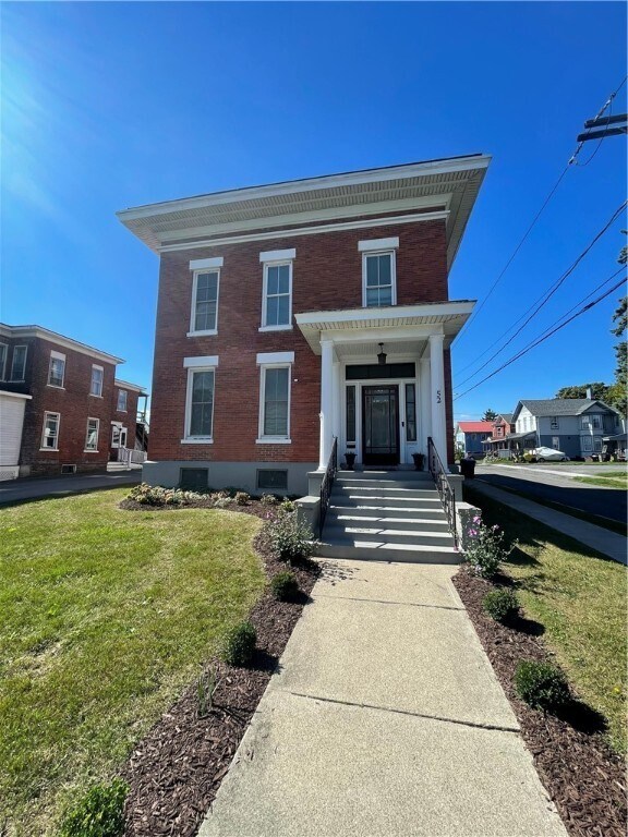 Primary Photo - 52 Genesee St