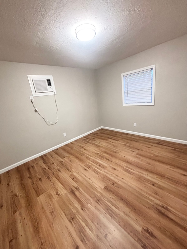 Photo - 626 Middle St Townhome