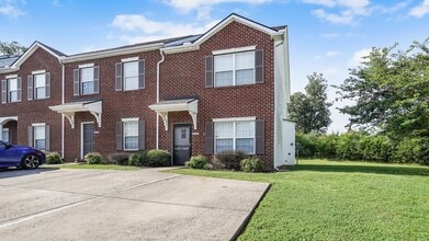 Building Photo - 4006 Clinton Ln