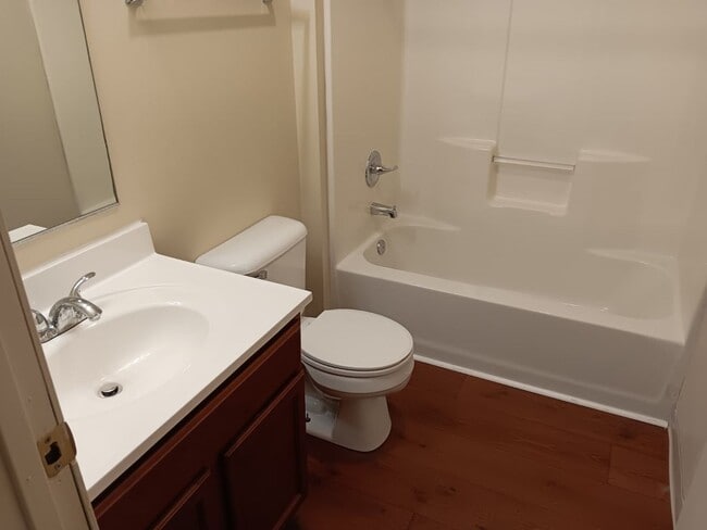 Building Photo - For Rent - Four-Bedroom Two-Bathroom Home Available NOW!