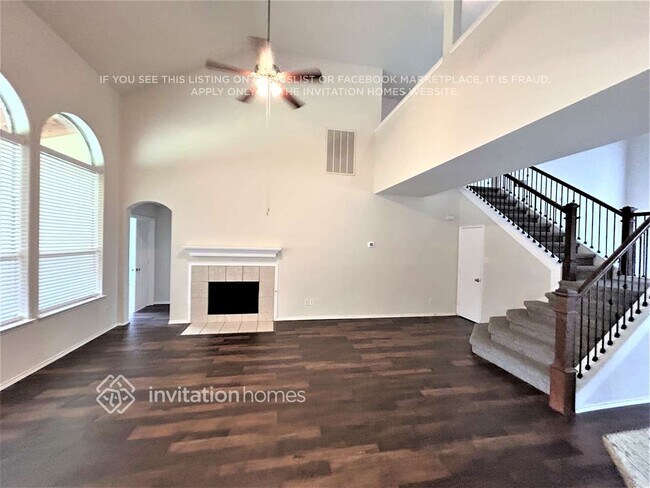 Foto del edificio - 1207 Golden View Ct