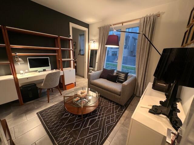 Foto del edificio - 5006 Pecan Springs Rd