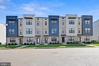 Building Photo - 418 Carroll Walk Ave