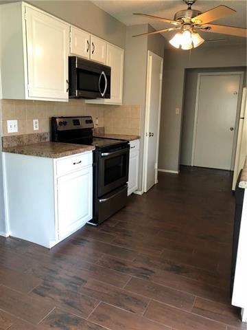 Foto del edificio - 637 Red River Dr