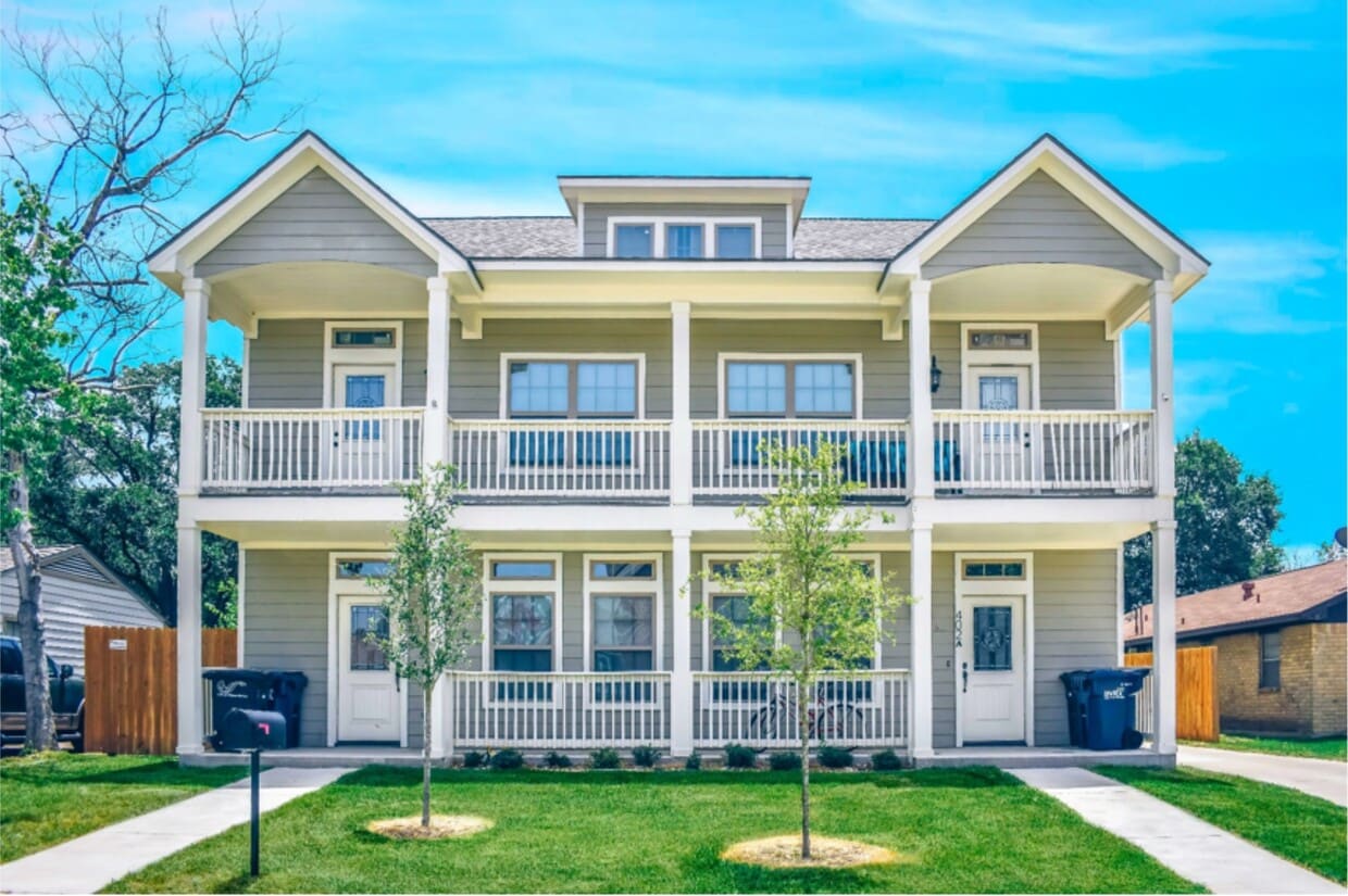 Photo - 402 Live Oak St (College Station, TX)