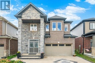 Building Photo - 292 Freure Dr
