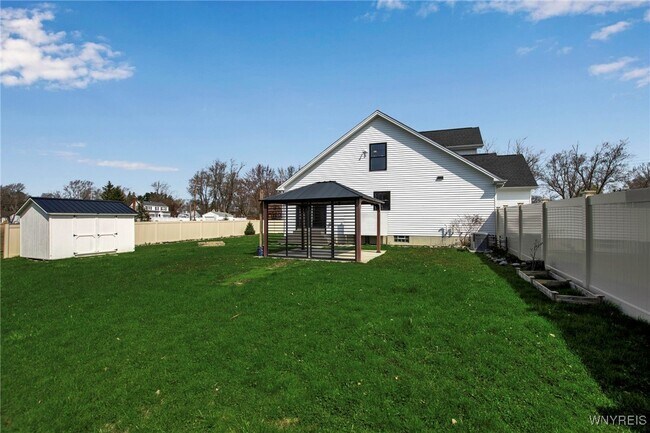 Foto del edificio - 6 Rolling Woods Ln