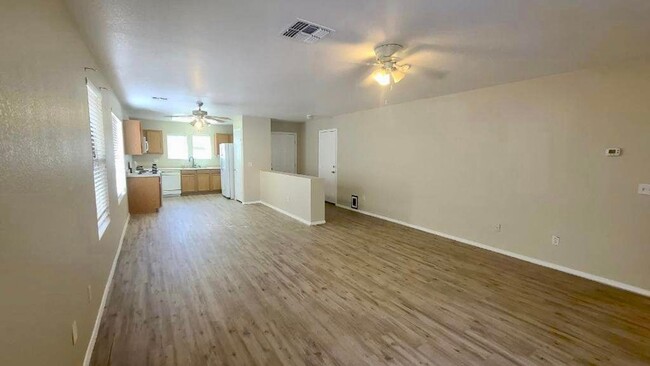 Building Photo - 3-bedroom near Higley/Recker and Ray