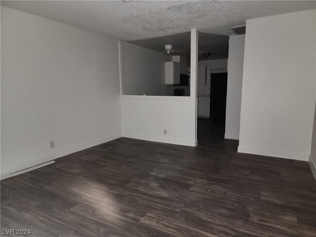 Building Photo - 1708 Cordoba Ln