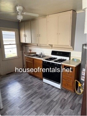 Foto del edificio - 50 Orchard Dr