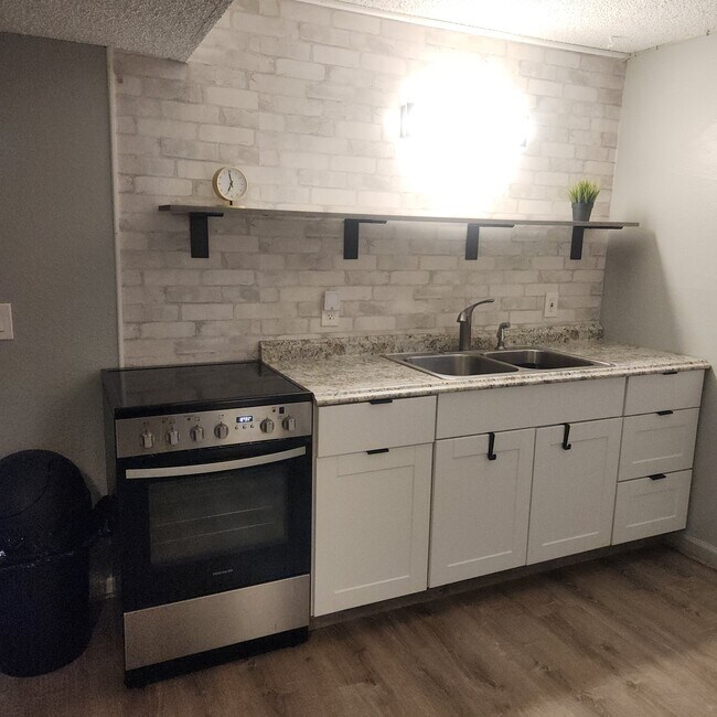 Foto del edificio - 5952 Anvil Ct