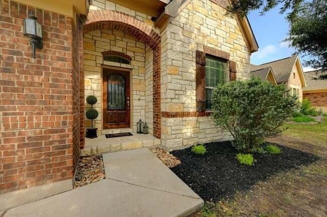 Building Photo - 452 Monahans Dr