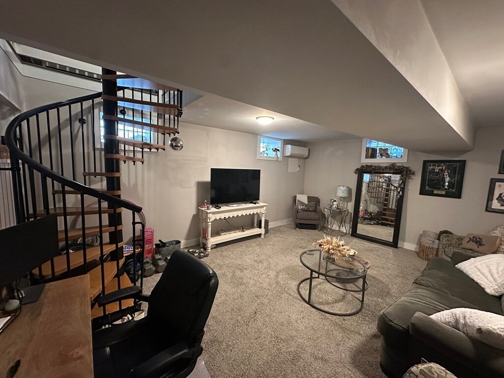 Foto principal - 543 Dorchester Ave