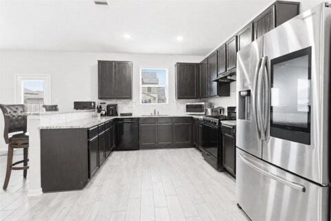 Building Photo - 128 Shining Point Dr
