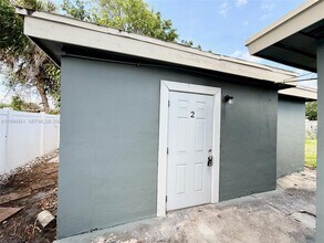 Building Photo - 5903 SW 26th Terrace