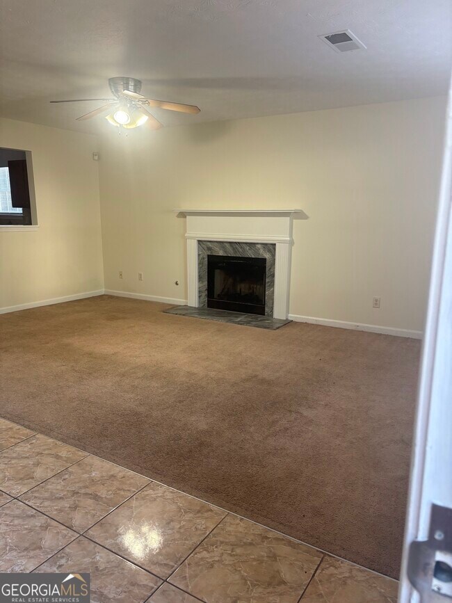 Foto del edificio - 3269 Forrest Bluff Ct