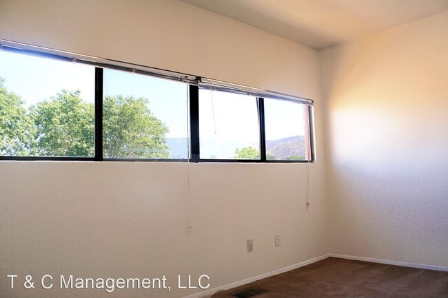 Building Photo - 12030 Menaul Blvd NE