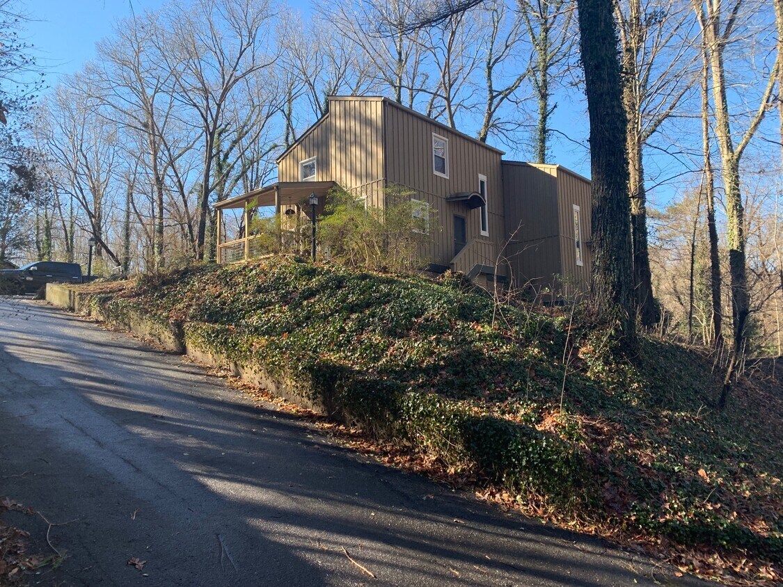 217 Morehead St, NC 28655 Townhome Rentals in NC