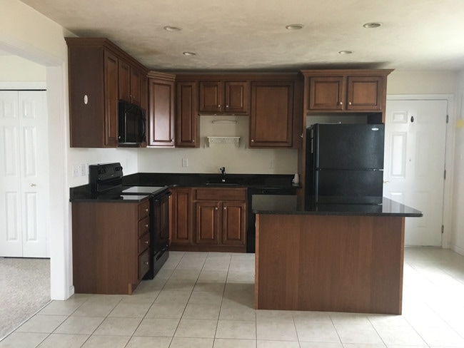 Kitchen Granite Counter - 24 Spring Bars Rd