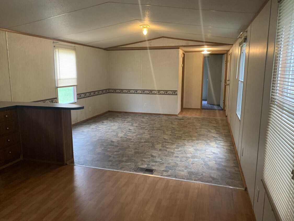 35 Misty Mountain Way, Candler, NC 28715 House Rental in Candler, NC