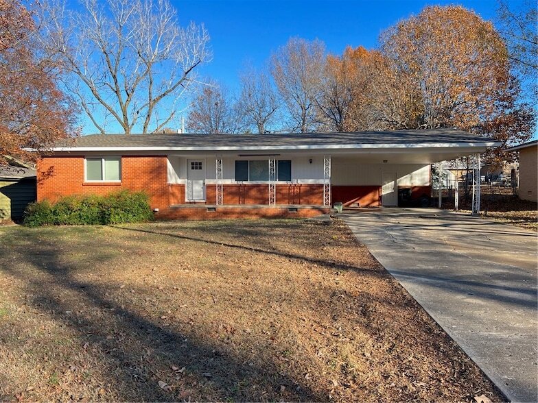 Photo - 1910 N Greenvalley Avenue Unit