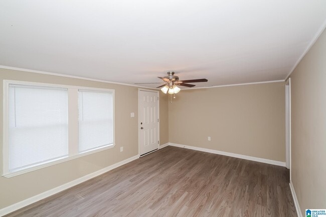 Foto del edificio - 3405 Walker Chapel Rd