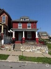 Building Photo - 114 S 12th St