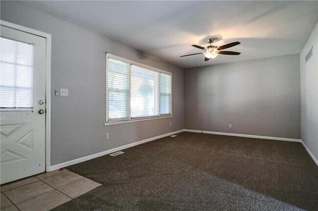 Foto del edificio - Adorable Home in Raytown!