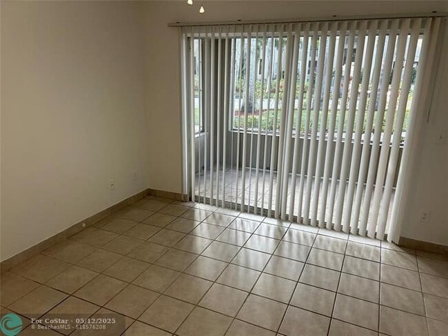 Building Photo - 1705 Palm Cove Blvd