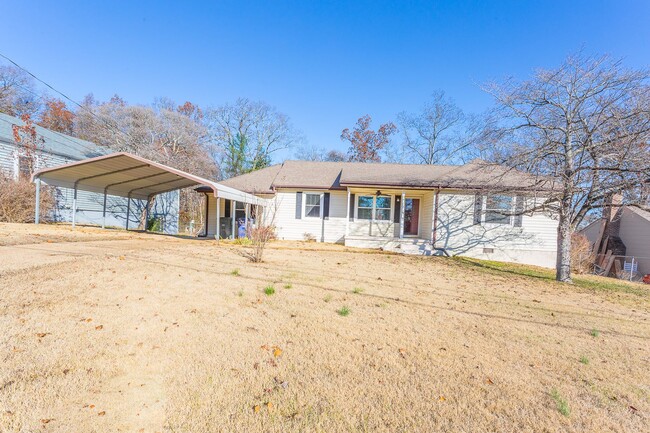 Building Photo - 3 bedroom home in Fairfax Heights