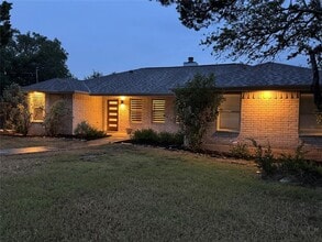 Building Photo - 12700 Winding Creek Rd