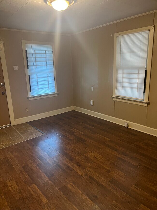 Sala de estar - 10063 Jeffrey Dr