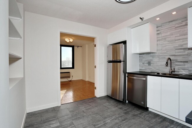 Kitchen - 1265 15th St