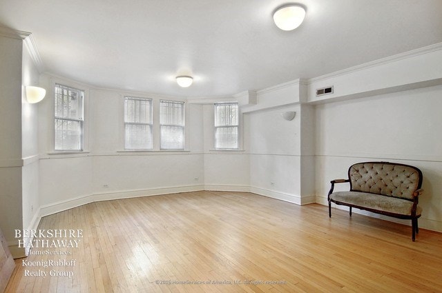 Building Photo - 635 W Arlington Pl
