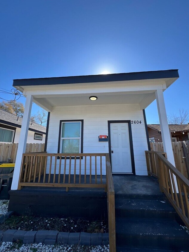 Foto principal - 2604 Mills St
