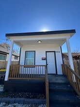 Building Photo - 2604 Mills St