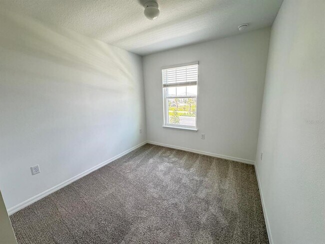 Foto del edificio - 4561 ORCHARD VIEW Aly