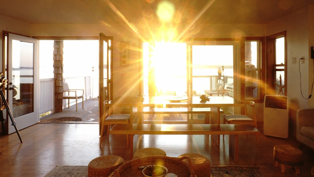 Primary Photo - 19118 Soundview Dr NW