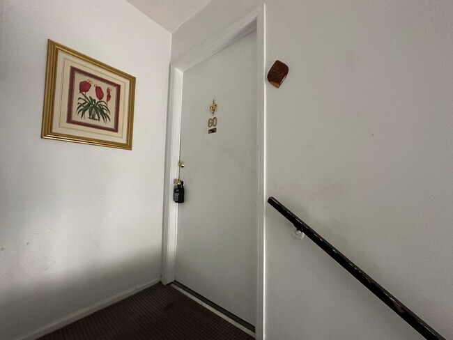 Building Photo - Spacious 3Bed/2Bath Condo in Colonial Point!